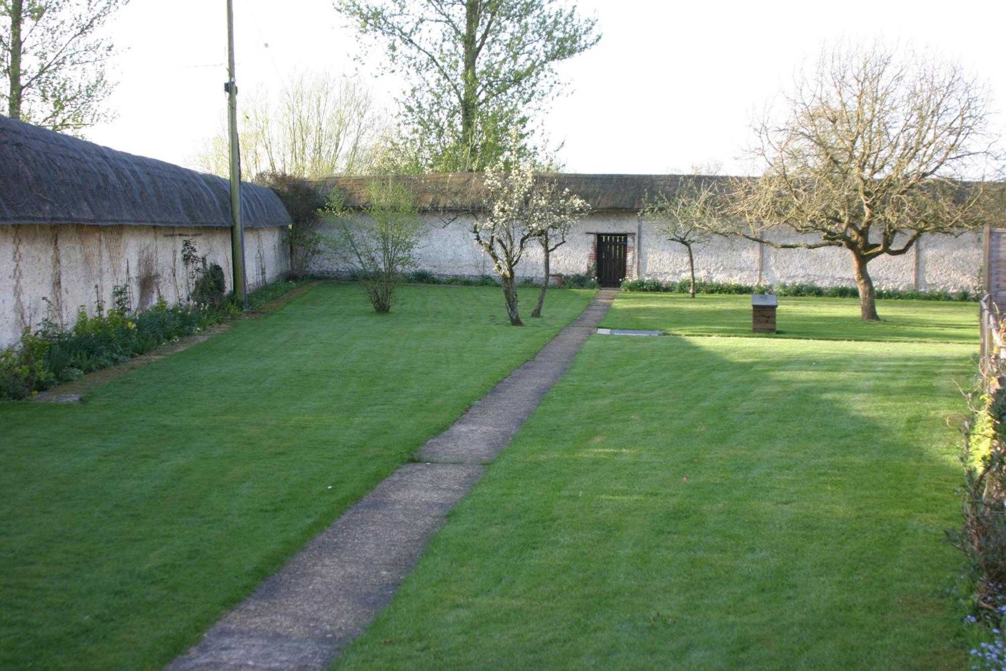 The Old Stables Self Catering Villa Salisbury Exterior photo