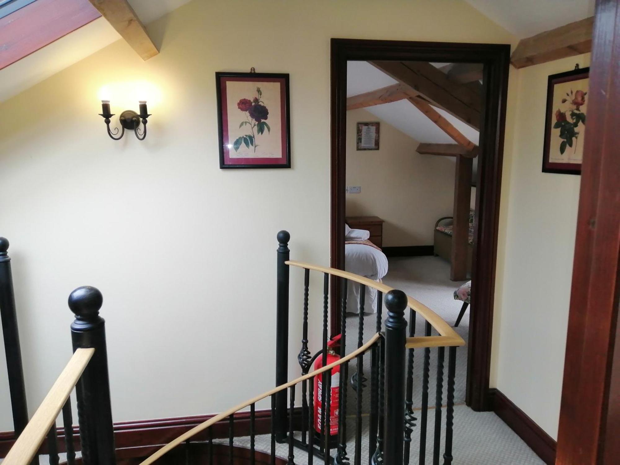 The Old Stables Self Catering Villa Salisbury Exterior photo